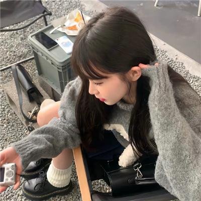 玛丽莲有深黑之眸